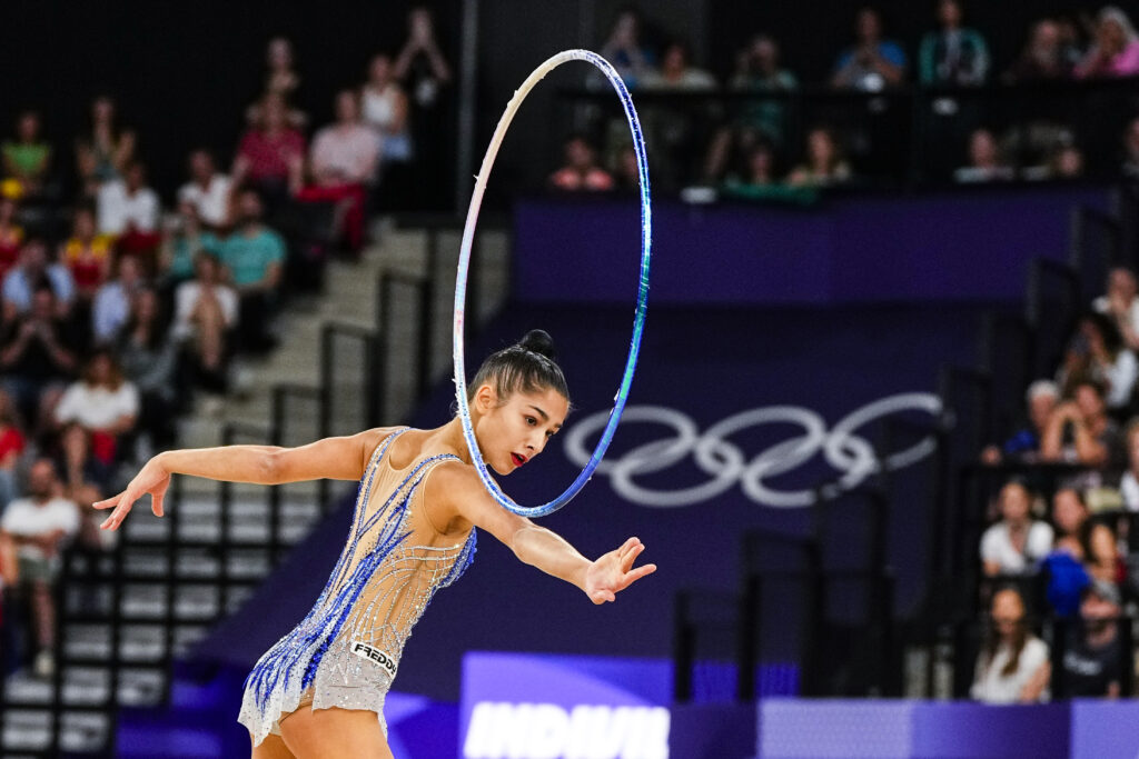 Galleria foto 'Parigi 2024, Sofia Raffaeli e non solo: le foto più belle della gara di ginnastica ritmica' - foto 2
