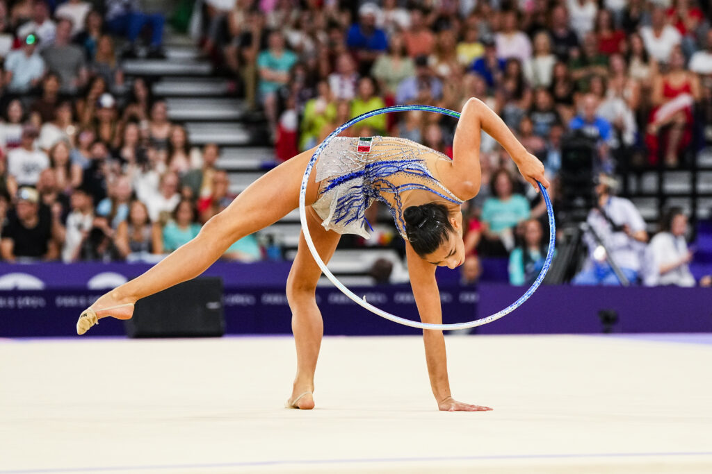 Galleria foto 'Parigi 2024, Sofia Raffaeli e non solo: le foto più belle della gara di ginnastica ritmica' - foto 3