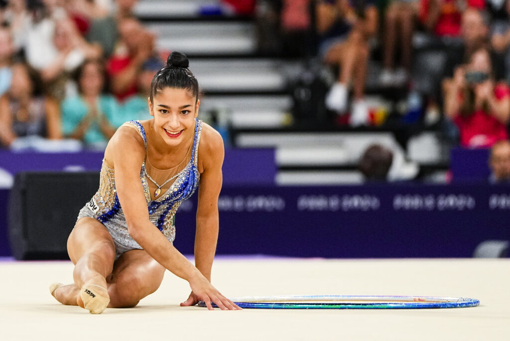 Galleria foto 'Parigi 2024, Sofia Raffaeli e non solo: le foto più belle della gara di ginnastica ritmica' - foto 6