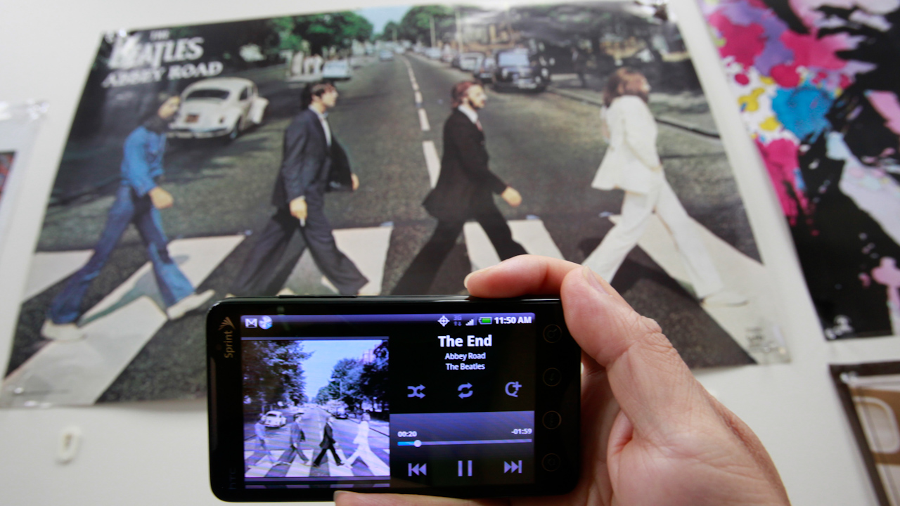 Beatles, 55 anni fa la foto iconica sulle strisce di Abbey Road