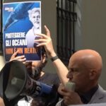 Milano, presidio ambientalista per chiedere scarcerazione di Paul Watson