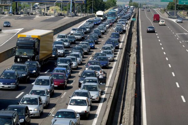 TRAFFICO IN AUTOSTRADA A14