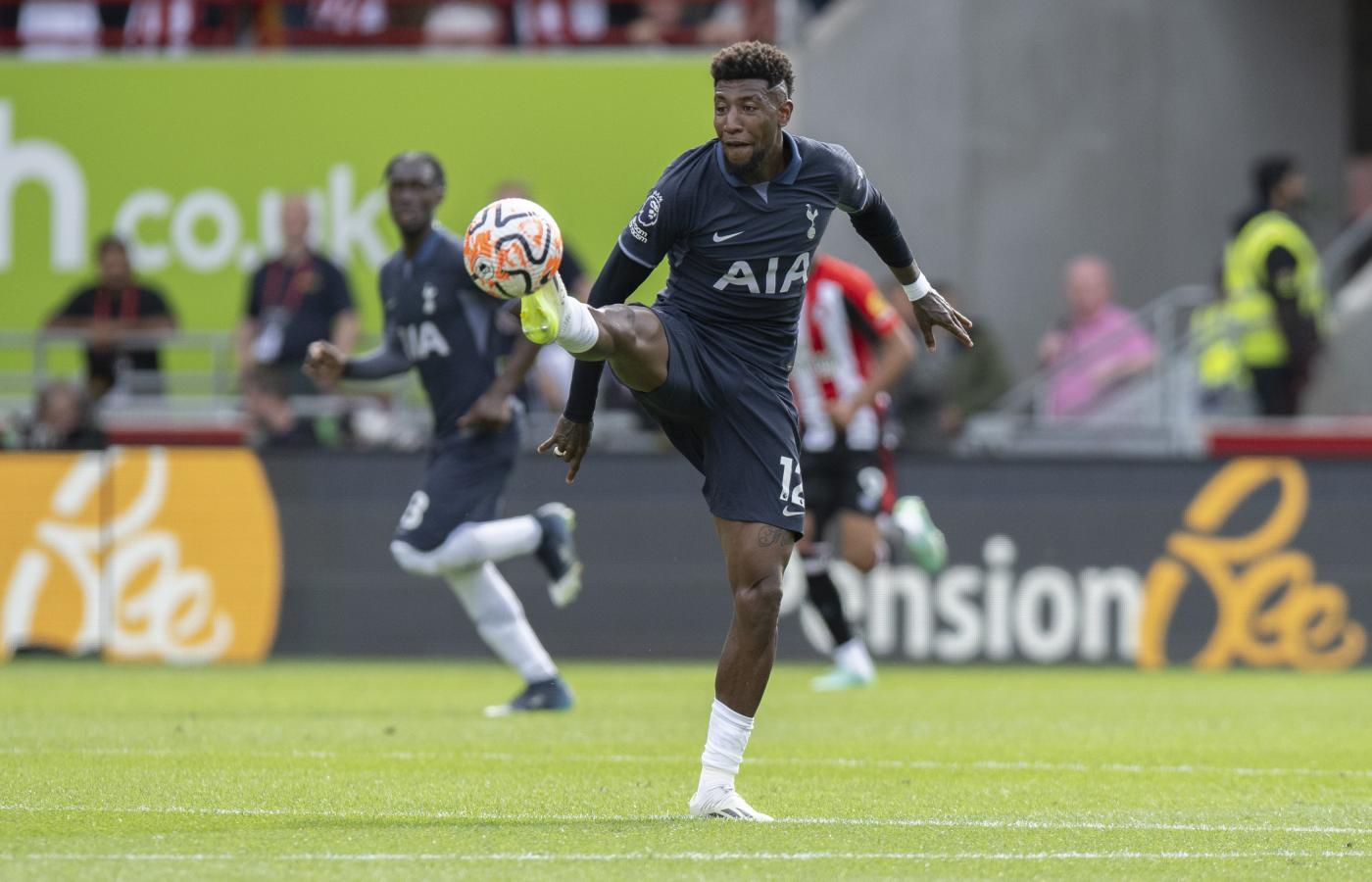 Mercato Milan, vicino Emerson Royal: affare da 15 milioni