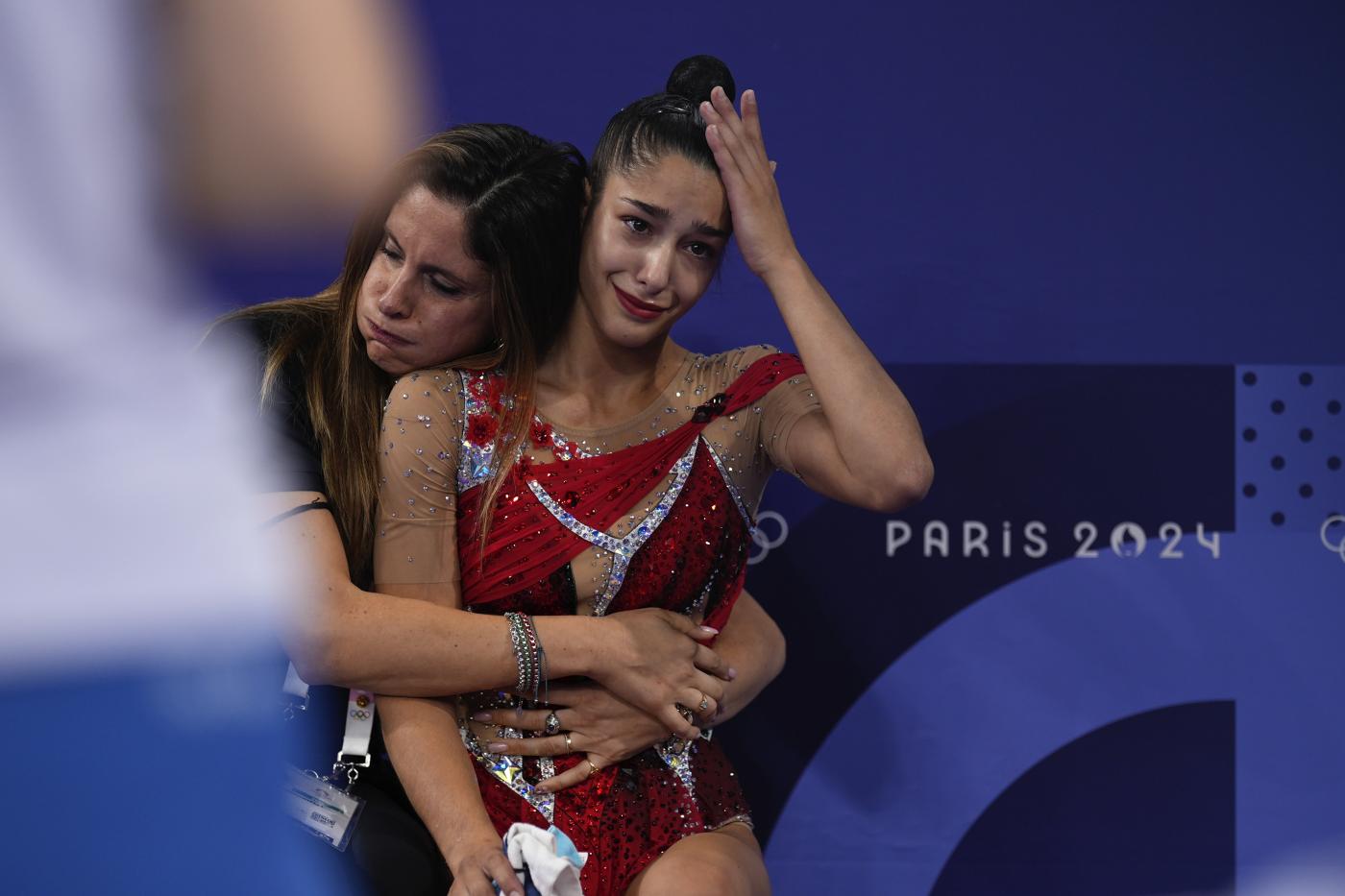 Parigi 2024, spopola in rete l’allenatrice di Sofia Raffaeli: chi è Claudia Mancinelli
