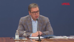 Serbia, Vucic sulle proteste contro l’estrazione di litio: “Violenza della minoranza”