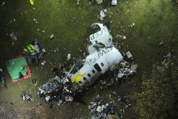 Brasile, esperti a lavoro per identificare i 62 corpi del disastro aereo