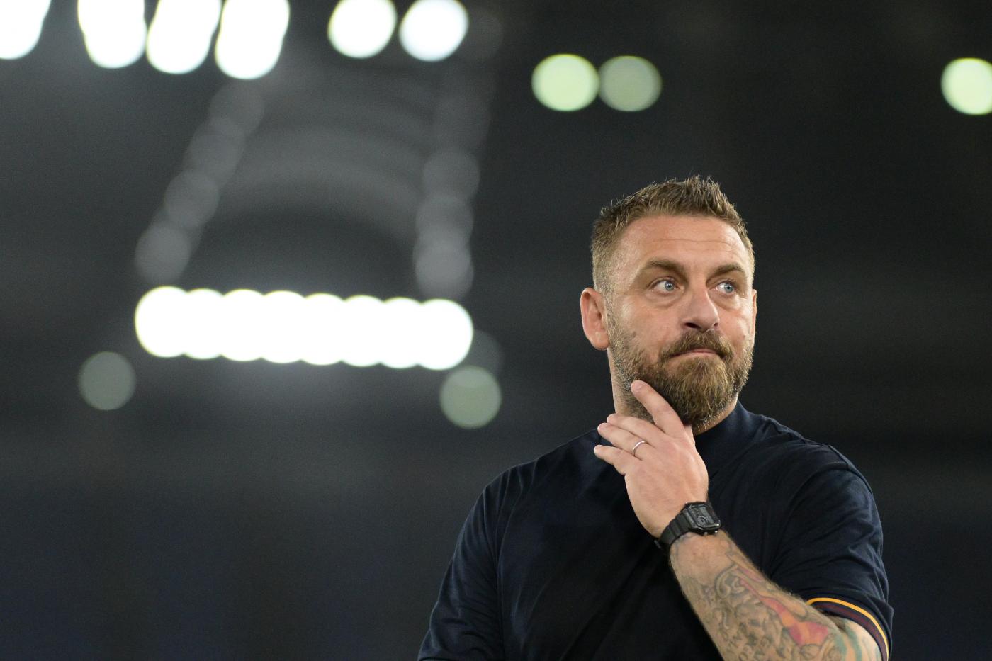 Roma, De Rossi: “Le voci su Dybala? Non lego nessuno”