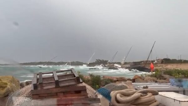 Spagna, a Formentera barca a vela si schianta su scogli: 9 italiani feriti