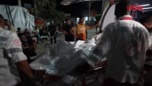 Gaza, almeno 15 morti in un raid israeliano