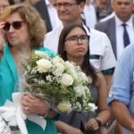 Barcellona, omaggio alle vittime dell’attentato sulle Ramblas