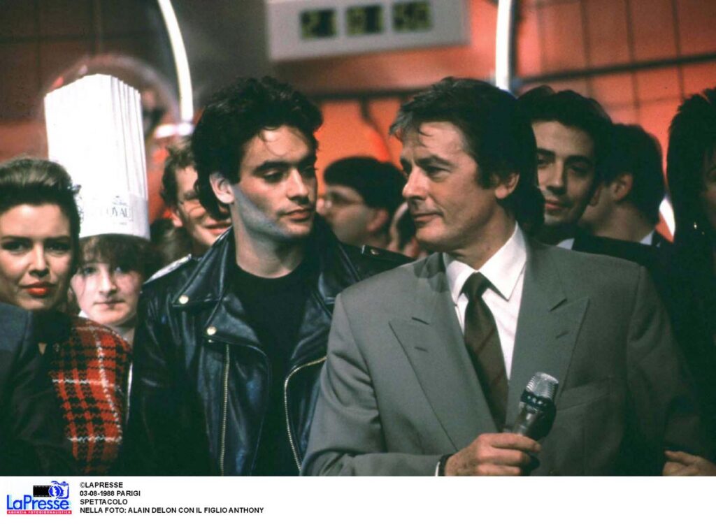 Galleria foto 'Addio ad Alain Delon, le più belle foto dell’attore francese' - foto 5