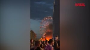 Germania, a fuoco cabine di ruota panoramica: almeno 23 feriti