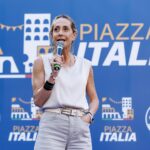 Arianna Meloni, FdI fa quadrato. Renzi: “Ansia da complotto in famiglia”