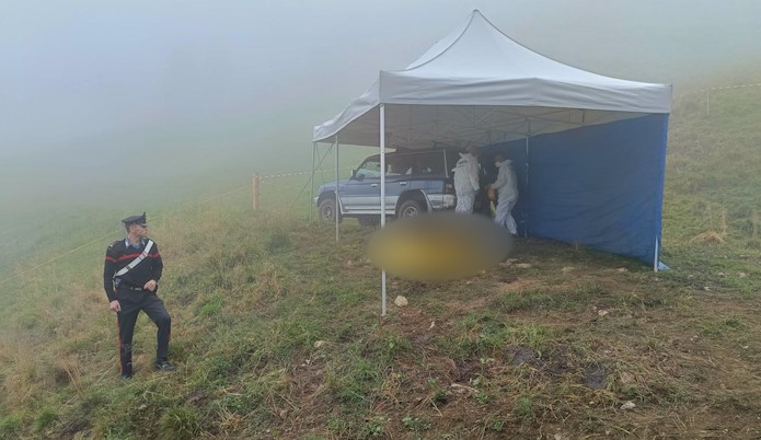 Bolzano, cadavere di un giovane ritrovato a Terento: oggi l’autopsia Bolzano, cadavere di un giovane ritrovato a Terento: oggi l’autopsia
