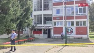 Bosnia, dipendente spara in una scuola: tre morti