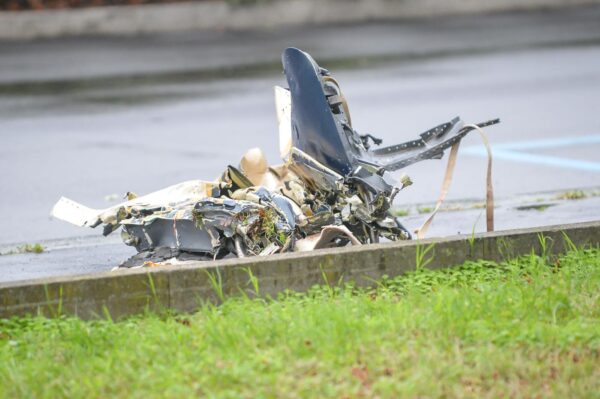 Terni, aereo ultraleggero prende fuoco e cade: due morti