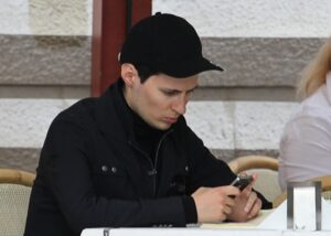 Telegram, arrestato in Francia il fondatore Pavel Durov