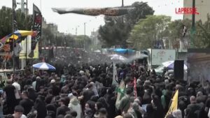 Iran, migliaia di fedeli a Teheran per celebrare il giorno dell’Arbaeen