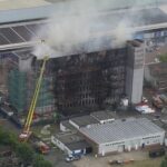 Londra, in fiamme condominio nella zona est della città: feriti
