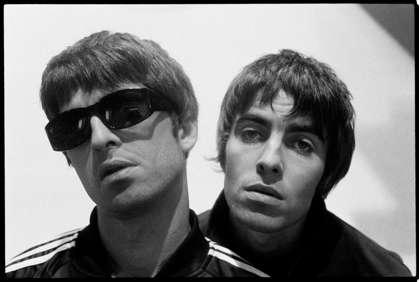 Oasis, le liti dei fratelli Gallagher: perché si era sciolta la band