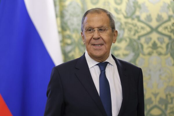 Telegram, Lavrov: “L’arresto di Durov consigliato da qualcuno”