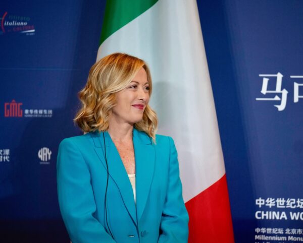 Governo, Meloni: “Eccomi ricomparsa a p.Chigi, richiamate tutte le unità”