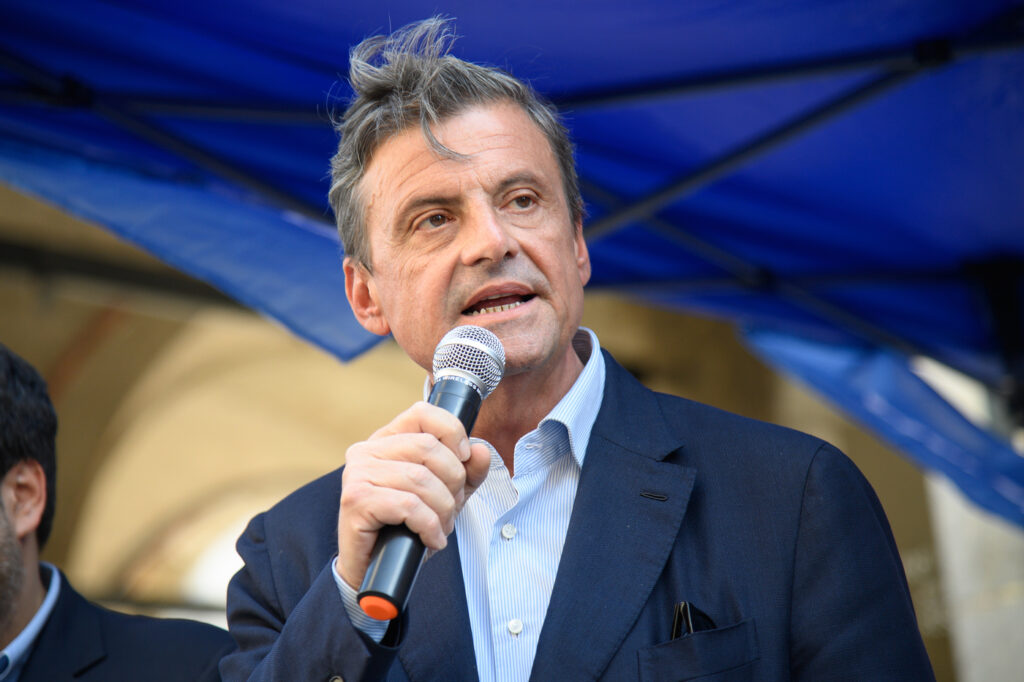 Milano - Gazebo di Azione in piazza mercanti per le prossime Elezioni Europee