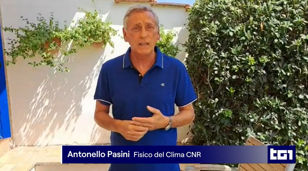 Rai, climatologo Pasini denuncia: “Al Tg1 tagliata mia frase su cambiamento climatico”