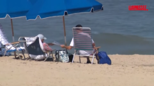 Usa, Joe Biden in spiaggia con la famiglia nel Delaware