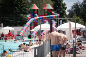 Salerno, 13enne morto in piscina a Padula: forse malore