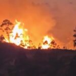 Ecuador, incendi bruciano il sud del Paese: tre feriti, diverse famiglie evacuate