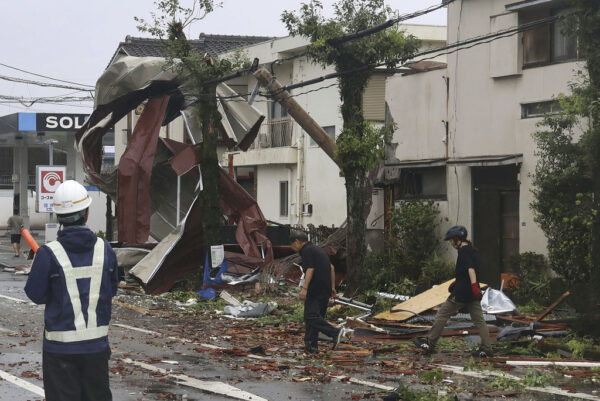 Giappone, 4 morti e 90 feriti per tempesta tropicale Shanshan