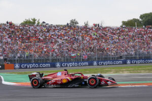 F1, Leclerc vince il Gp d’Italia: battute le McLaren