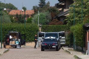 Strage Paderno Dugnano, la preside della scuola del 12enne: “Sempre solare e sorridente”