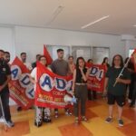 Milano, i precari della scuola occupano il provveditorato
