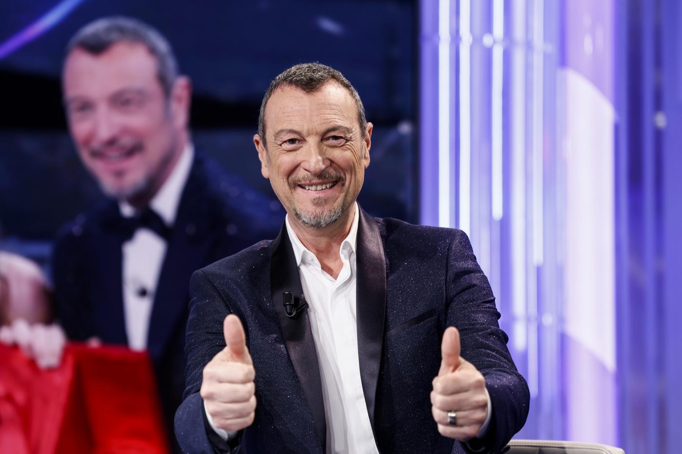 Amadeus compie 62 anni e sui social annuncia: “Al Suzuki Music Party anche Fiorella Mannoia e Lazza”