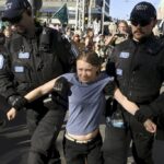 Danimarca, Greta Thunberg arrestata a Copenhagen durante protesta pro-Gaza