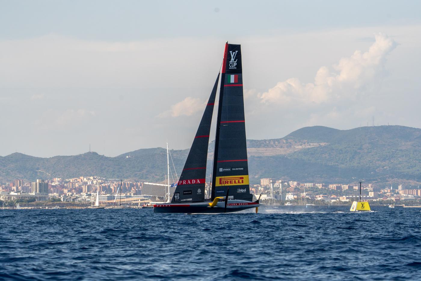 Vela, Louis Vuitton Cup: Luna Rossa batte anche American Magic Vela, Louis Vuitton Cup: Luna Rossa batte anche American Magic