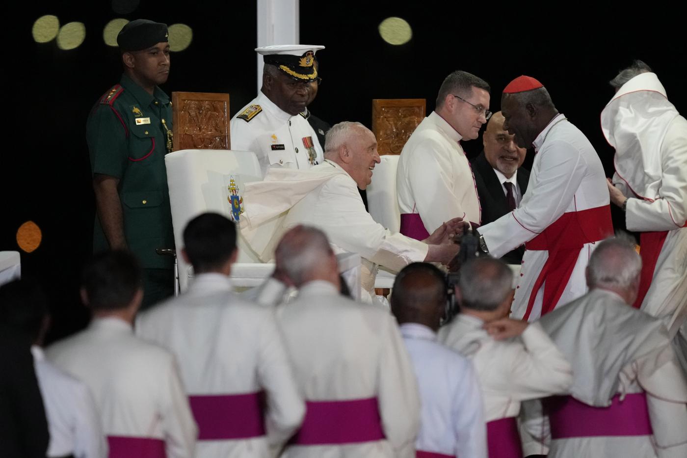 Vaticano, Papa Francesco arrivato in Papua Nuova Guinea Vaticano, Papa Francesco arrivato in Papua Nuova Guinea