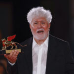 Mostra del Cinema, Leone d’oro a ‘The Room Next Door’ di Almodovar