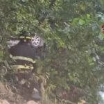 Sassari, auto precipita per 10 metri e finisce in fiume: salvo il conducente