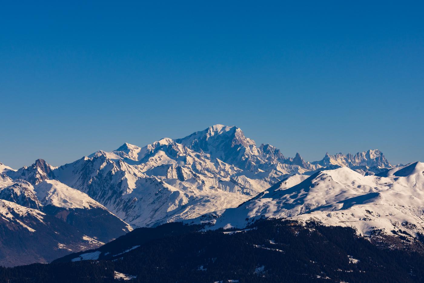 Monte Bianco, quattro alpinisti dispersi a 4.500 metri di quota