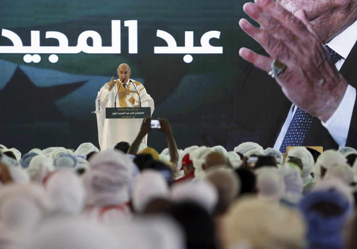 Algeria, Tebboune rieletto presidente con il 94% dei voti