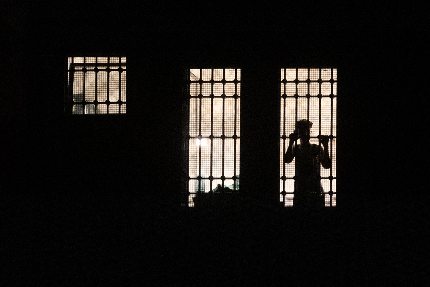 Milano, altri tre detenuti evasi dal Beccaria