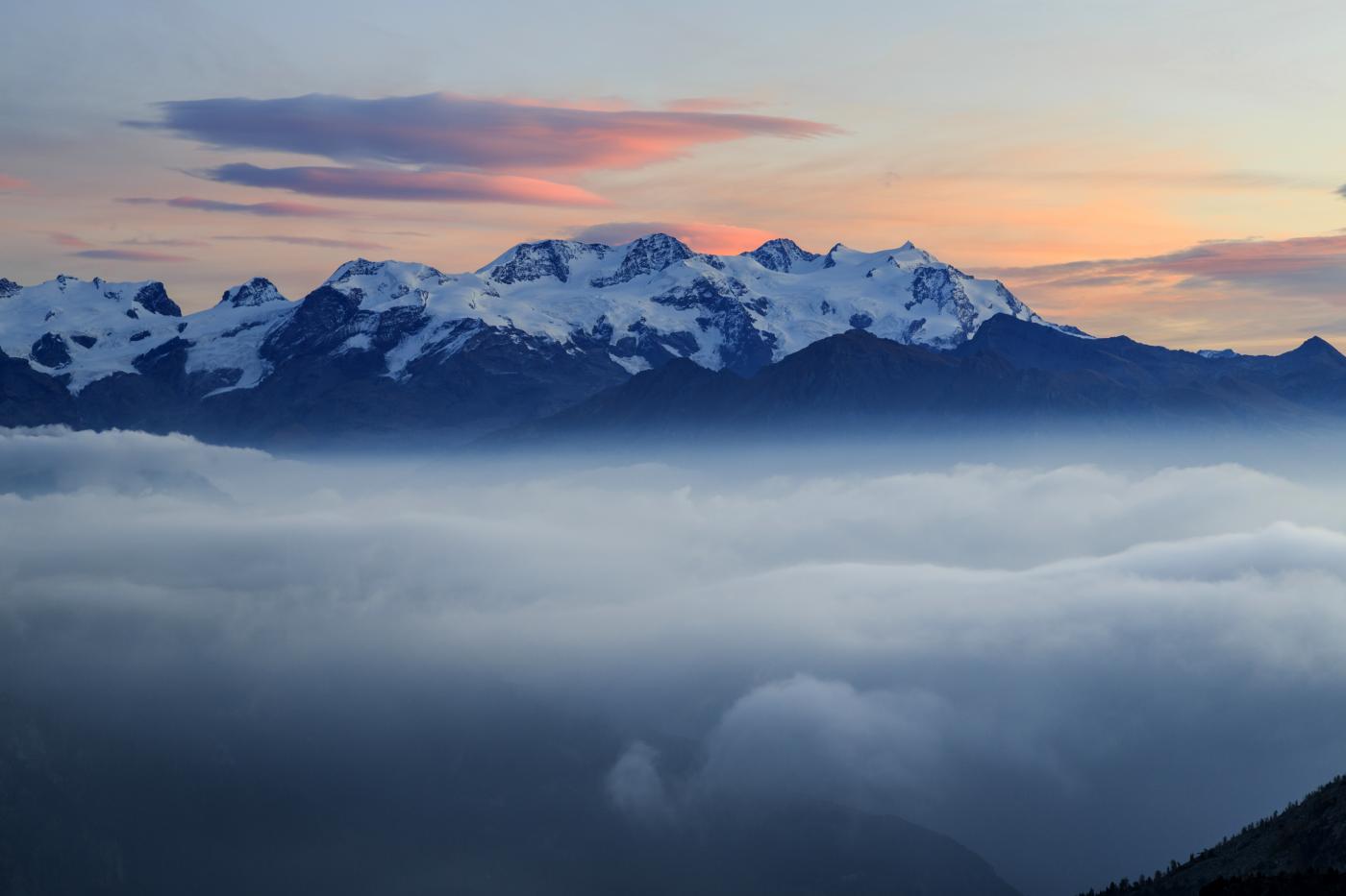 incidente sul castore sul monte rosa morti due alpinisti