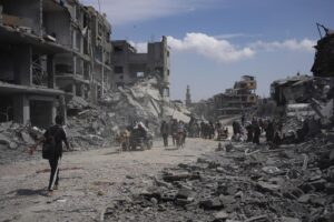 Israele, serie di raid in Siria: almeno 18 morti e oltre 30 feriti
