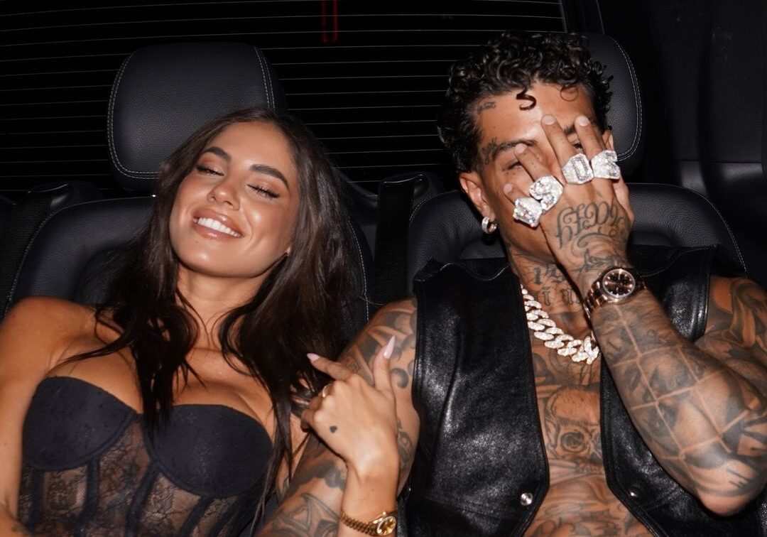 Tony Effe pubblica la prima foto insieme a Giulia De Lellis