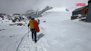 Valle d’Aosta, valanga sul Monte Rosa: i soccorsi ai 5 alpinisti coinvolti