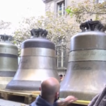 Parigi, otto campane tornano a Notre-Dame a tre mesi dalla riapertura