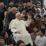 Elezioni Usa, Papa: “Entrambi candidati sono contro vita”